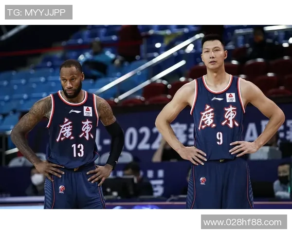 南京足球队在钻石联赛中的默契配合与战术执行分析 南京足球队在钻石联赛中的默契配合与战术执行分析