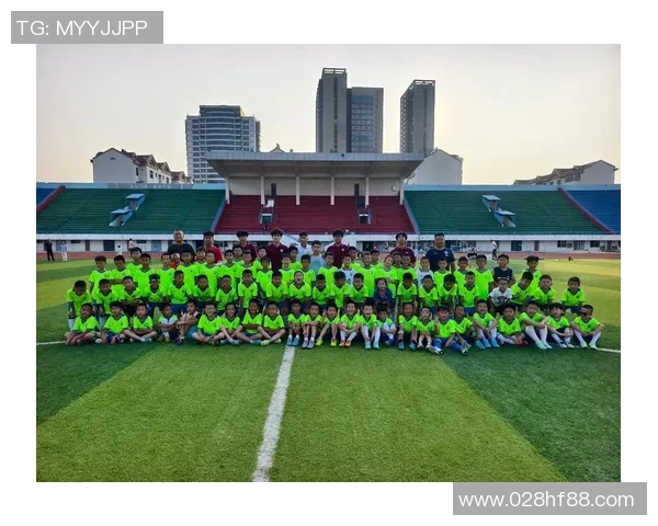 绿茵场上诗意飞扬足球明星与经典诗句的完美结合